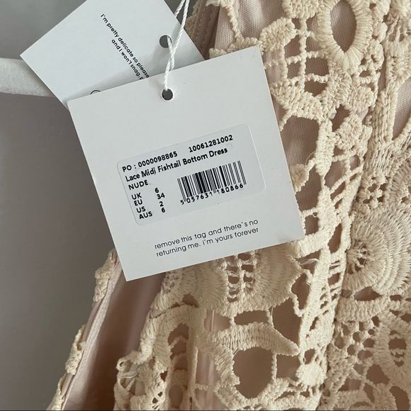 Missguided Nude Lace High Neck Fishtail Midi Dress – sleeveless party dresses - Picture 5 of 6